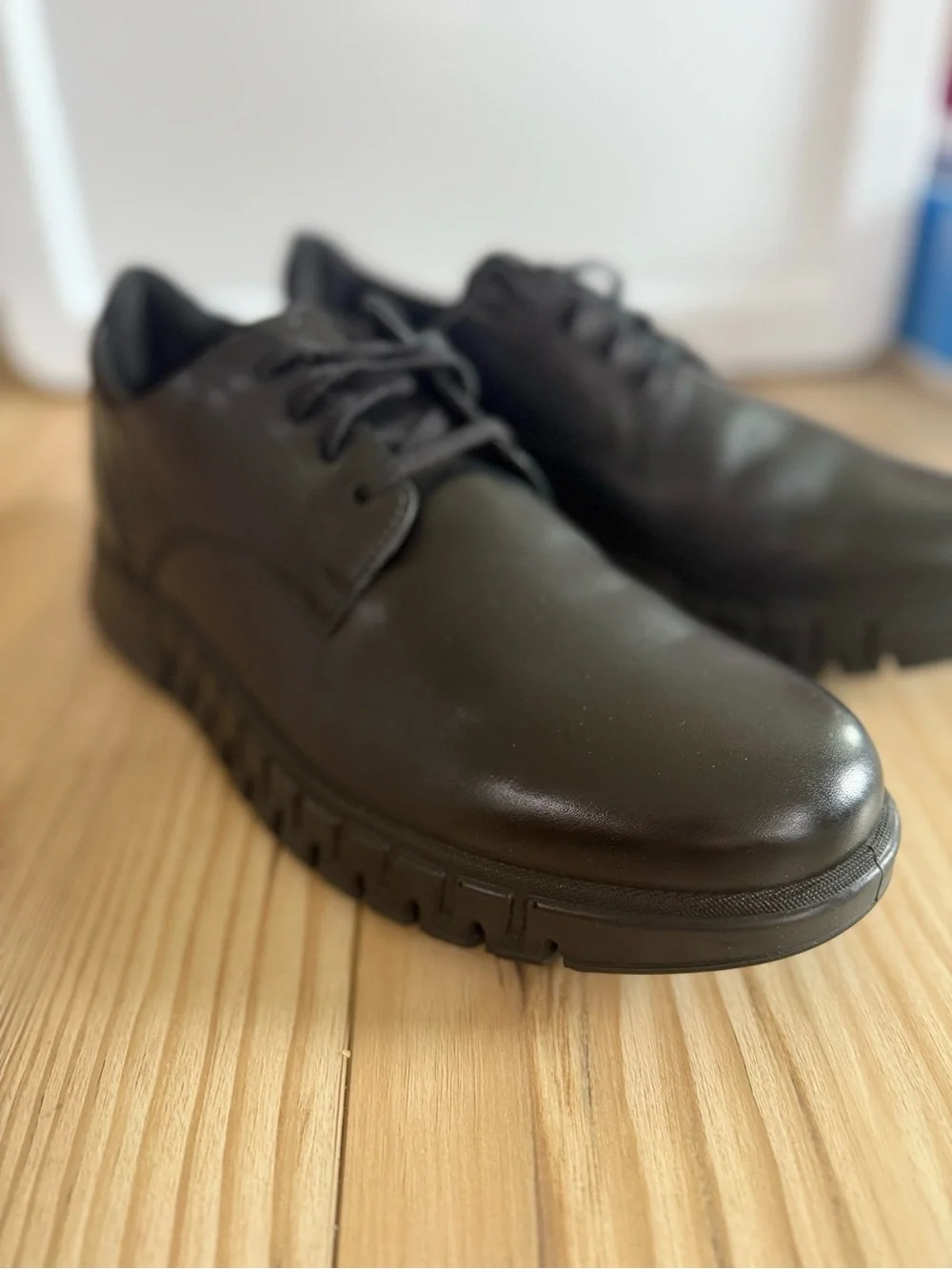 Ecco Black Leather Derby Shoes